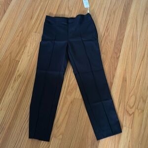 Akris Punto, Franca. Navy. Size 8. NWT.